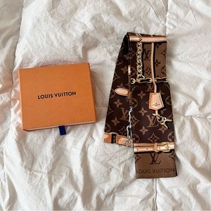 LOUIS VUITTON MONOGRAM CONFIDENTIAL SILK BANDEAU